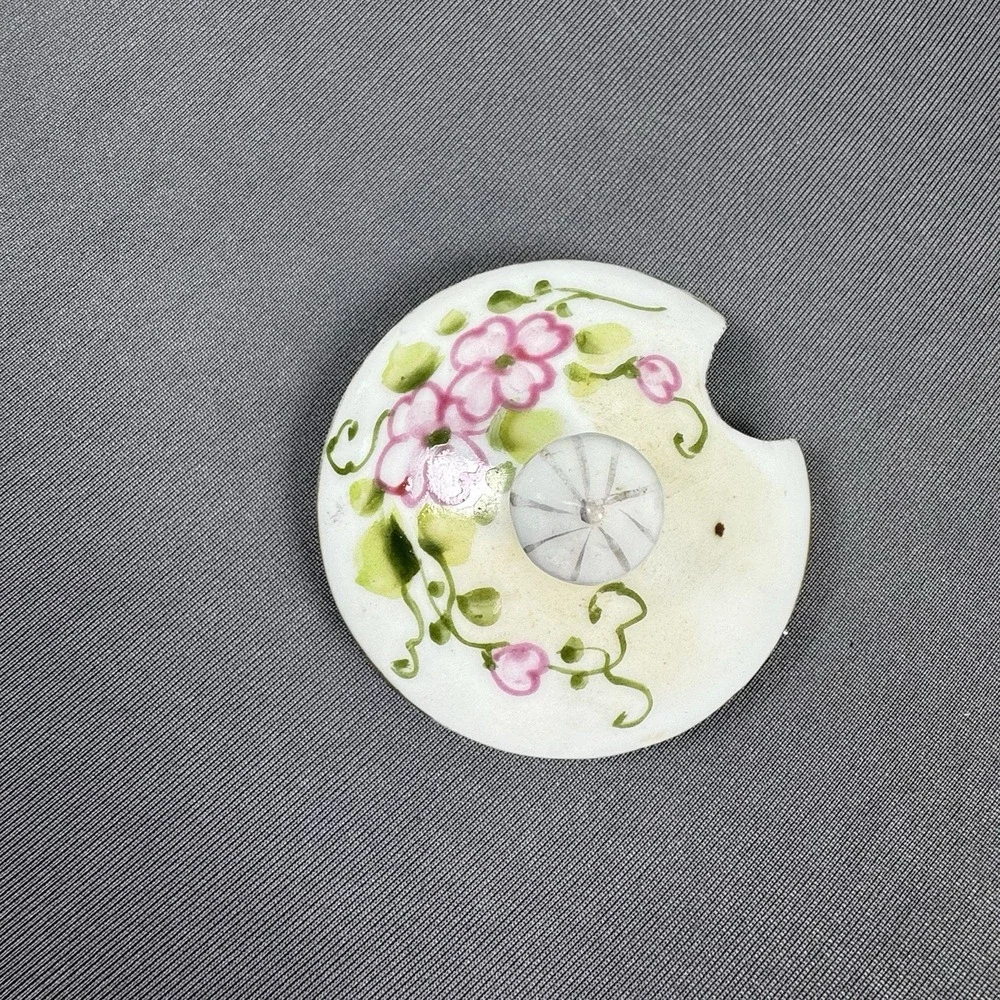 Lefton? Hand-Painted‎ Porcelain Lid